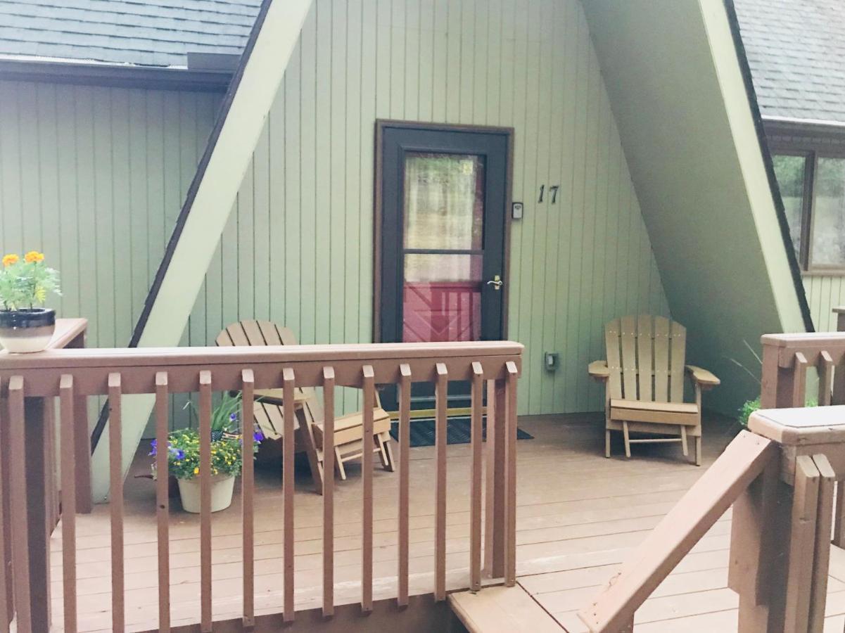 Pocono Mountain View Lake House In Lake Harmony Kültér fotó